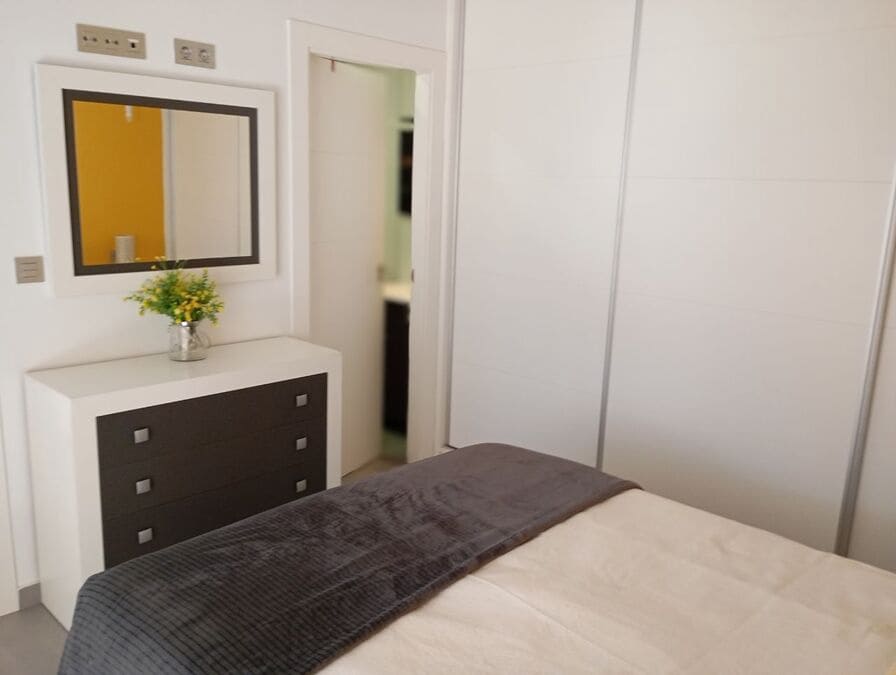 2 bedroom Villa for sale in Formentera del Segura with pool garage - € 245,000 (Ref: 9967908)