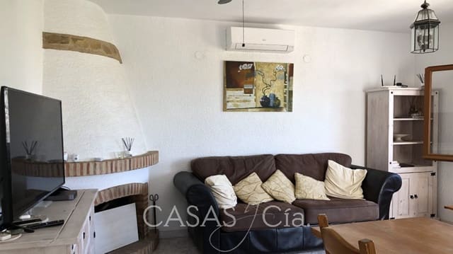 3 makuuhuone Huvila myytävänä paikassa La Font d'En Carròs mukana uima-altaan - 245 000 € (Ref: 6633700)