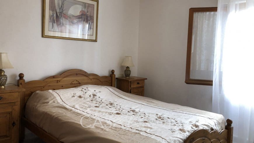 3 makuuhuone Huvila myytävänä paikassa La Font d'En Carros mukana uima-altaan - 245 000 € (Ref: 6633700)