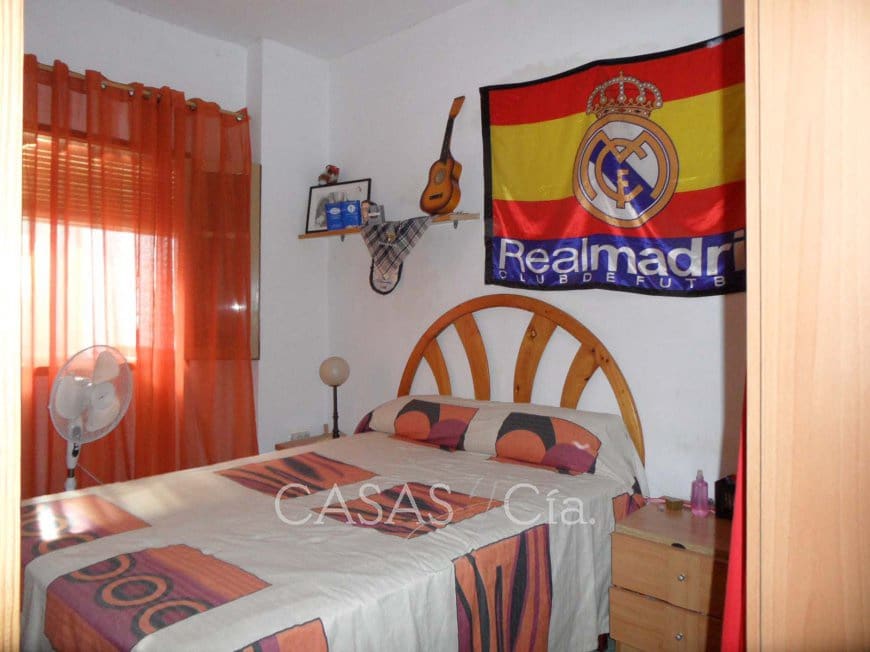 6 sovrum Hus till salu i Oliva - 129 000 € (Ref: 6654770)