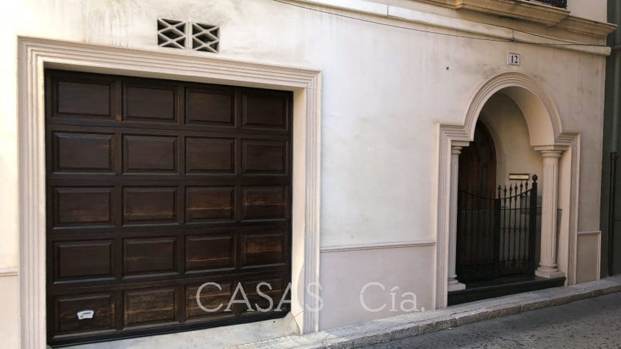 7 chambre Maison de Ville à vendre à Oliva avec garage - 285 000 € (Ref: 6905301)