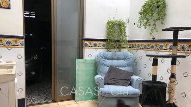 7 chambre Maison de Ville à vendre à Oliva avec garage - 285 000 € (Ref: 6905301)