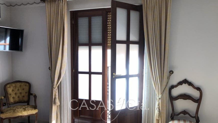 7 chambre Maison de Ville à vendre à Oliva avec garage - 285 000 € (Ref: 6905301)