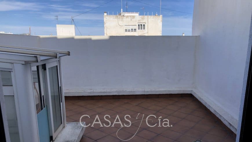 7 chambre Maison de Ville à vendre à Oliva avec garage - 285 000 € (Ref: 6905301)