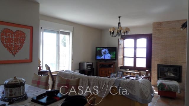 7 chambre Villa/Maison à vendre à Oliva avec garage - 550 000 € (Ref: 7337773)