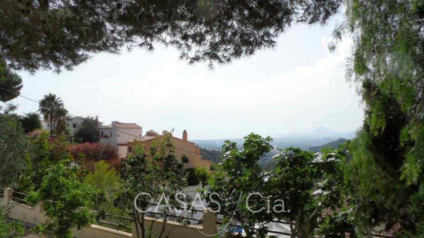 7 soverom Villa til salgs i Oliva med garasje - € 550 000 (Ref: 7337773)