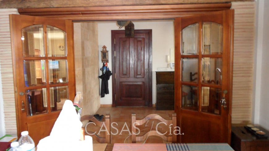 7 soverom Villa til salgs i Oliva med garasje - € 550 000 (Ref: 7337773)