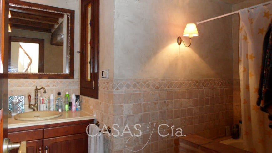 7 soverom Villa til salgs i Oliva med garasje - € 550 000 (Ref: 7337773)