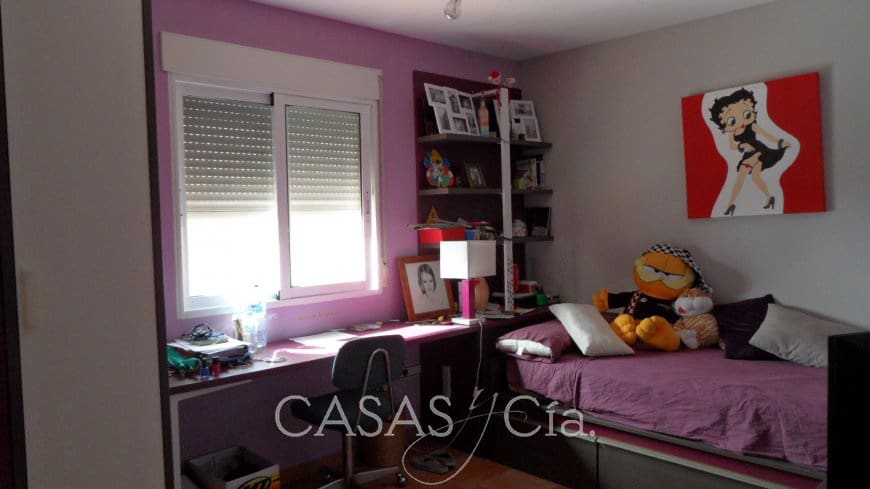 7 soverom Villa til salgs i Oliva med garasje - € 550 000 (Ref: 7337773)