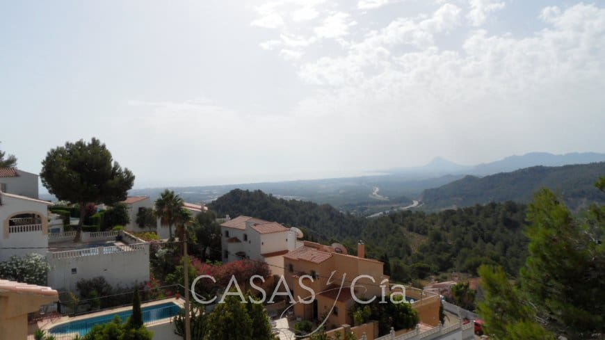 7 soverom Villa til salgs i Oliva med garasje - € 550 000 (Ref: 7337773)