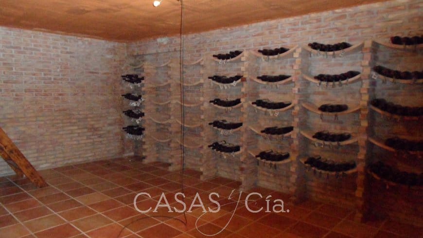 7 soverom Villa til salgs i Oliva med garasje - € 550 000 (Ref: 7337773)