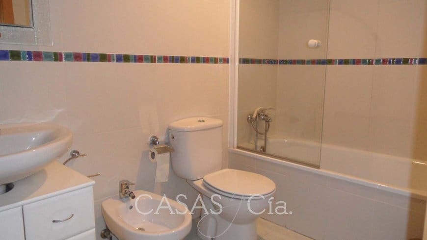 4 soveværelse Lejlighed til salg i Oliva med garage - € 180.000 (Ref: 7681819)