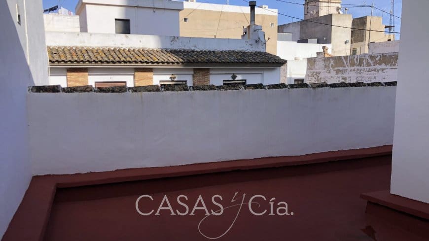 5 soveværelse Byhus til salg i Oliva med garage - € 249.950 (Ref: 7681820)