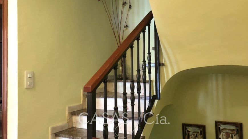 5 soveværelse Byhus til salg i Oliva med garage - € 249.950 (Ref: 7681820)