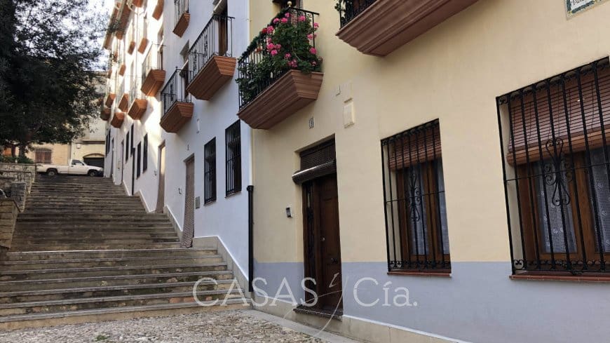 5 soveværelse Byhus til salg i Oliva med garage - € 249.950 (Ref: 7681820)