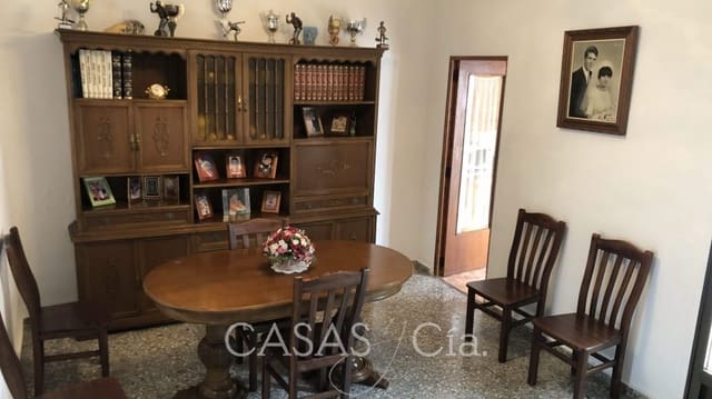 5 bedroom Townhouse for sale in Oliva - € 125,000 (Ref: 8139388)