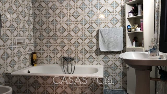 5 bedroom Townhouse for sale in Oliva - € 125,000 (Ref: 8139388)