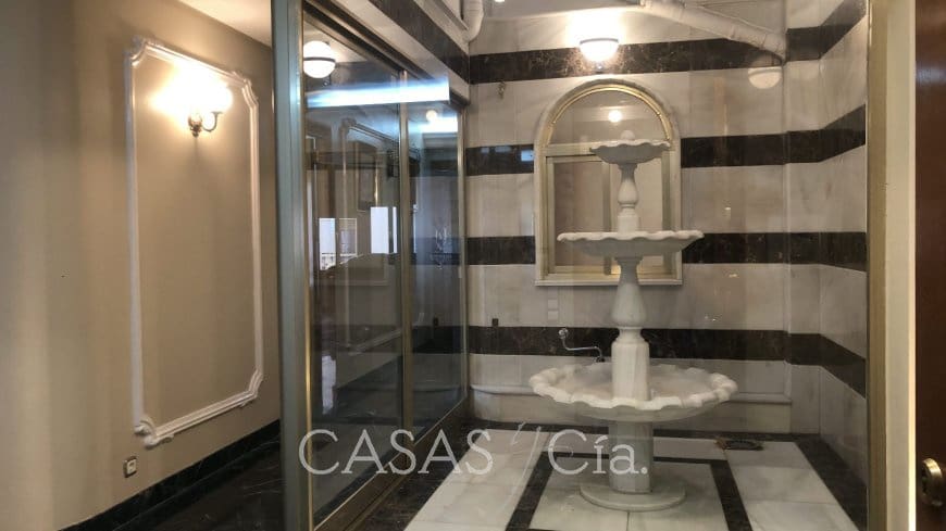 5 bedroom Apartment for sale in Oliva - € 220,000 (Ref: 8260785)