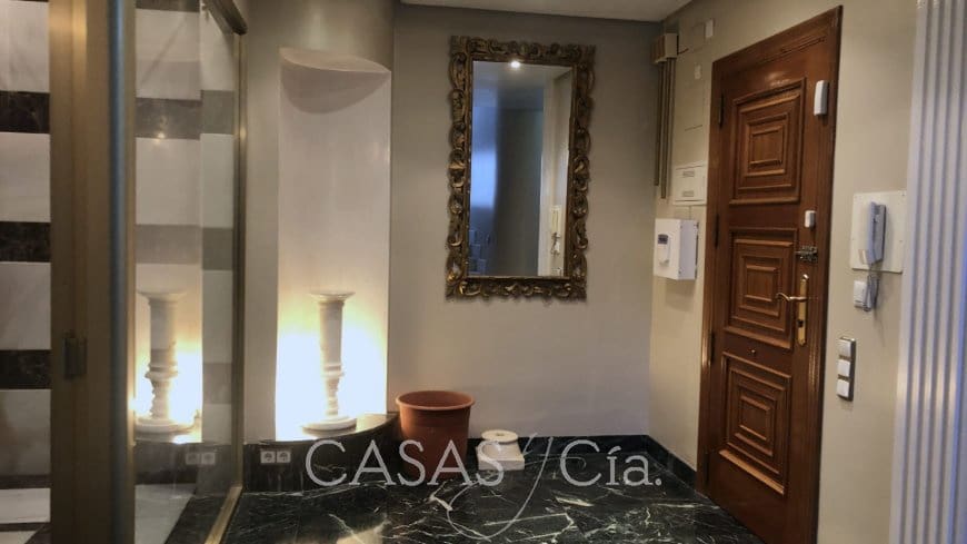 5 bedroom Apartment for sale in Oliva - € 220,000 (Ref: 8260785)