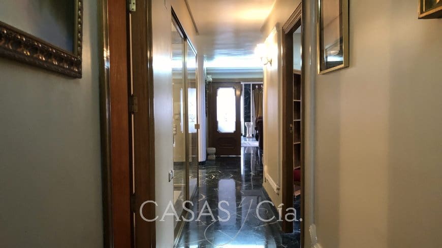 5 bedroom Apartment for sale in Oliva - € 220,000 (Ref: 8260785)