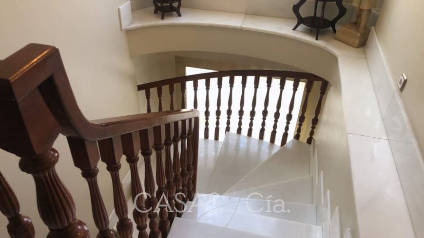 5 bedroom Apartment for sale in Oliva - € 220,000 (Ref: 8260785)