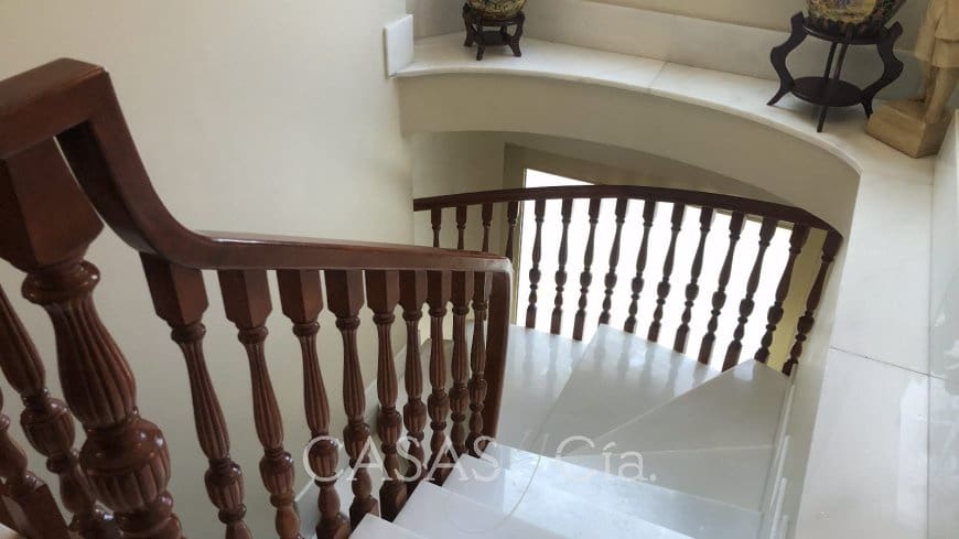 5 bedroom Apartment for sale in Oliva - € 220,000 (Ref: 8260785)