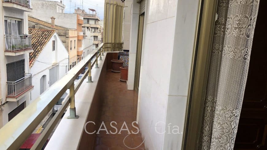 5 bedroom Apartment for sale in Oliva - € 220,000 (Ref: 8260785)