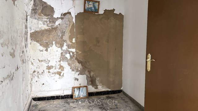 1 bedroom Townhouse for sale in Oliva - € 45,000 (Ref: 8820524)