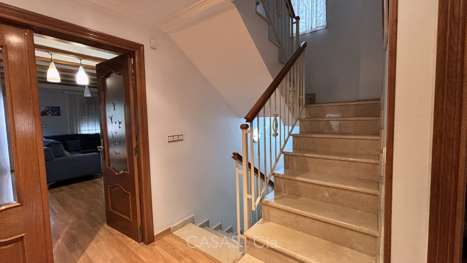 6 chambre Villa/Maison à vendre à Oliva avec piscine - 390 000 € (Ref: 8845673)