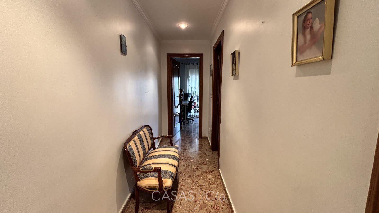 6 chambre Villa/Maison à vendre à Oliva avec piscine - 390 000 € (Ref: 8845673)