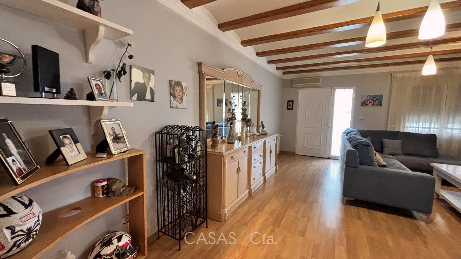 6 chambre Villa/Maison à vendre à Oliva avec piscine - 390 000 € (Ref: 8845673)