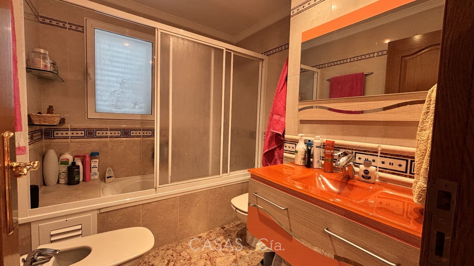 6 chambre Villa/Maison à vendre à Oliva avec piscine - 390 000 € (Ref: 8845673)