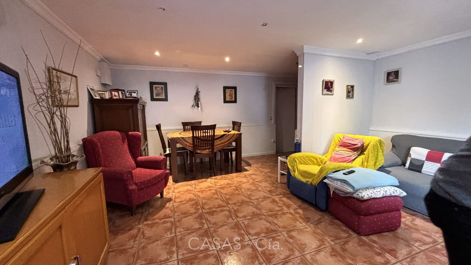 6 chambre Villa/Maison à vendre à Oliva avec piscine - 390 000 € (Ref: 8845673)