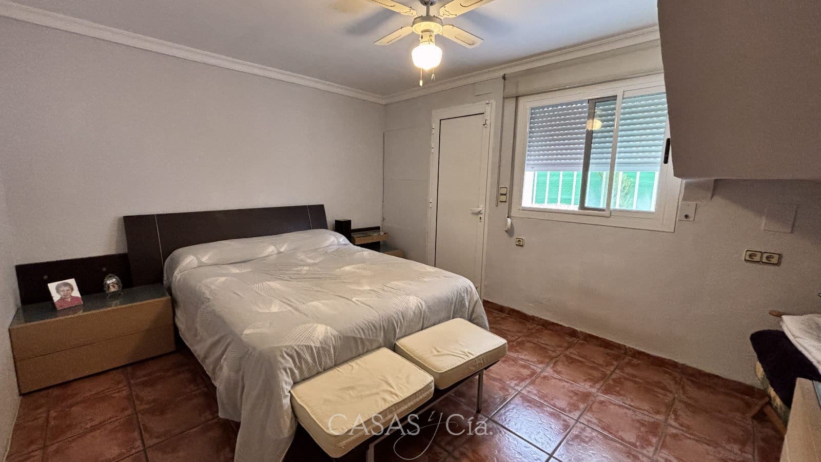 6 chambre Villa/Maison à vendre à Oliva avec piscine - 390 000 € (Ref: 8845673)