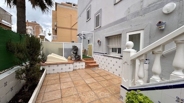 6 chambre Villa/Maison à vendre à Oliva avec piscine - 390 000 € (Ref: 8845673)