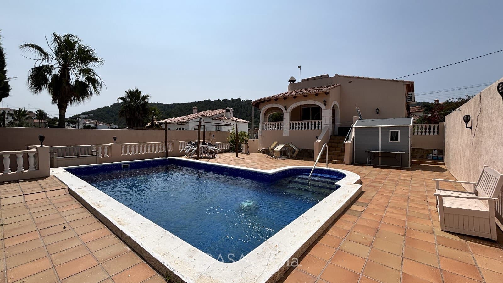 3 soveværelse Villa til salg i La Font d'En Carros med swimmingpool - € 274.000 (Ref: 9030626)