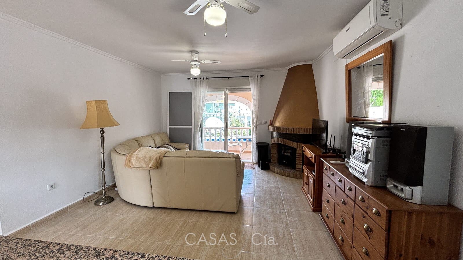 3 soveværelse Villa til salg i La Font d'En Carros med swimmingpool - € 274.000 (Ref: 9030626)