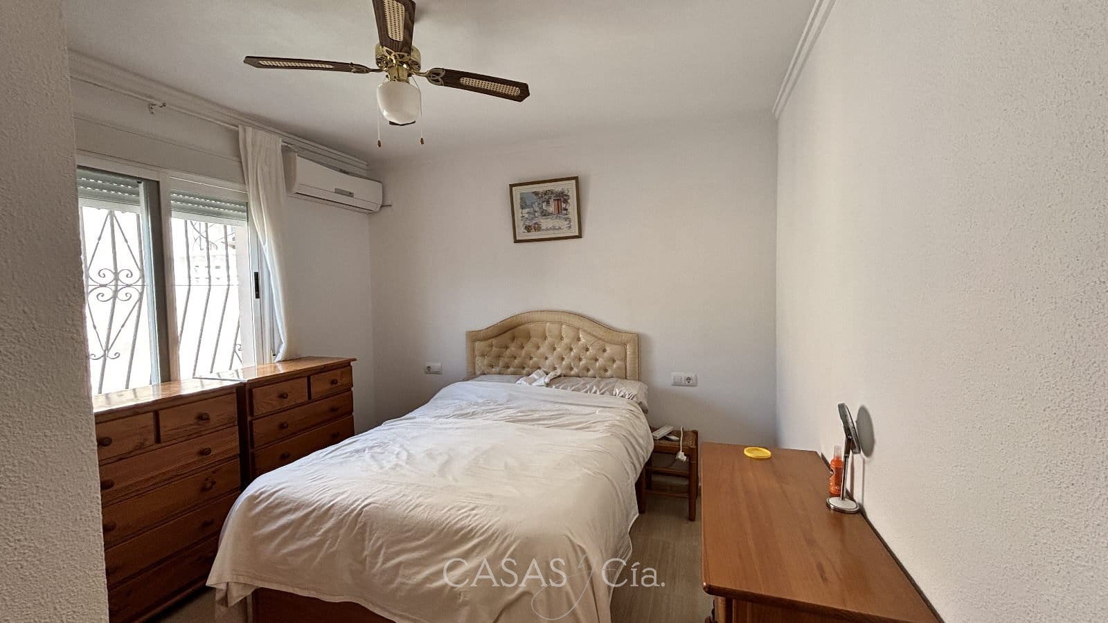 3 soveværelse Villa til salg i La Font d'En Carros med swimmingpool - € 274.000 (Ref: 9030626)