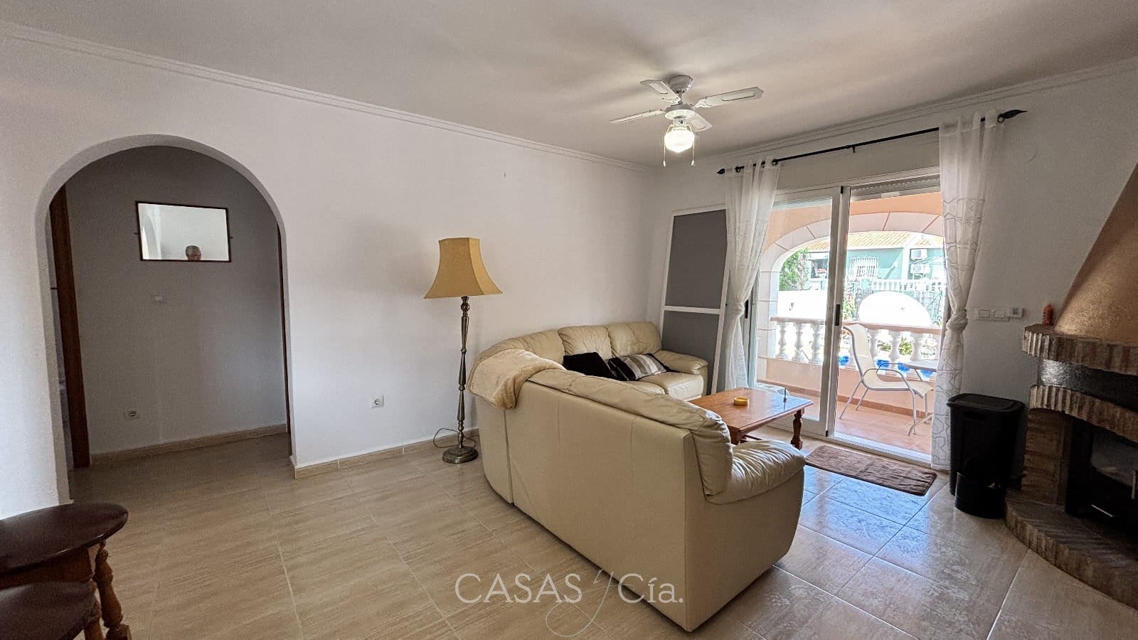 3 soveværelse Villa til salg i La Font d'En Carros med swimmingpool - € 274.000 (Ref: 9030626)