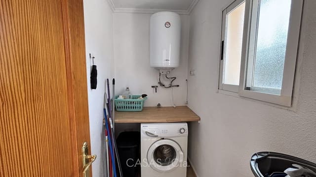 Chalet de 3 habitaciones en La Font d'En Carròs en venta con piscina - 274.000 € (Ref: 9030626)