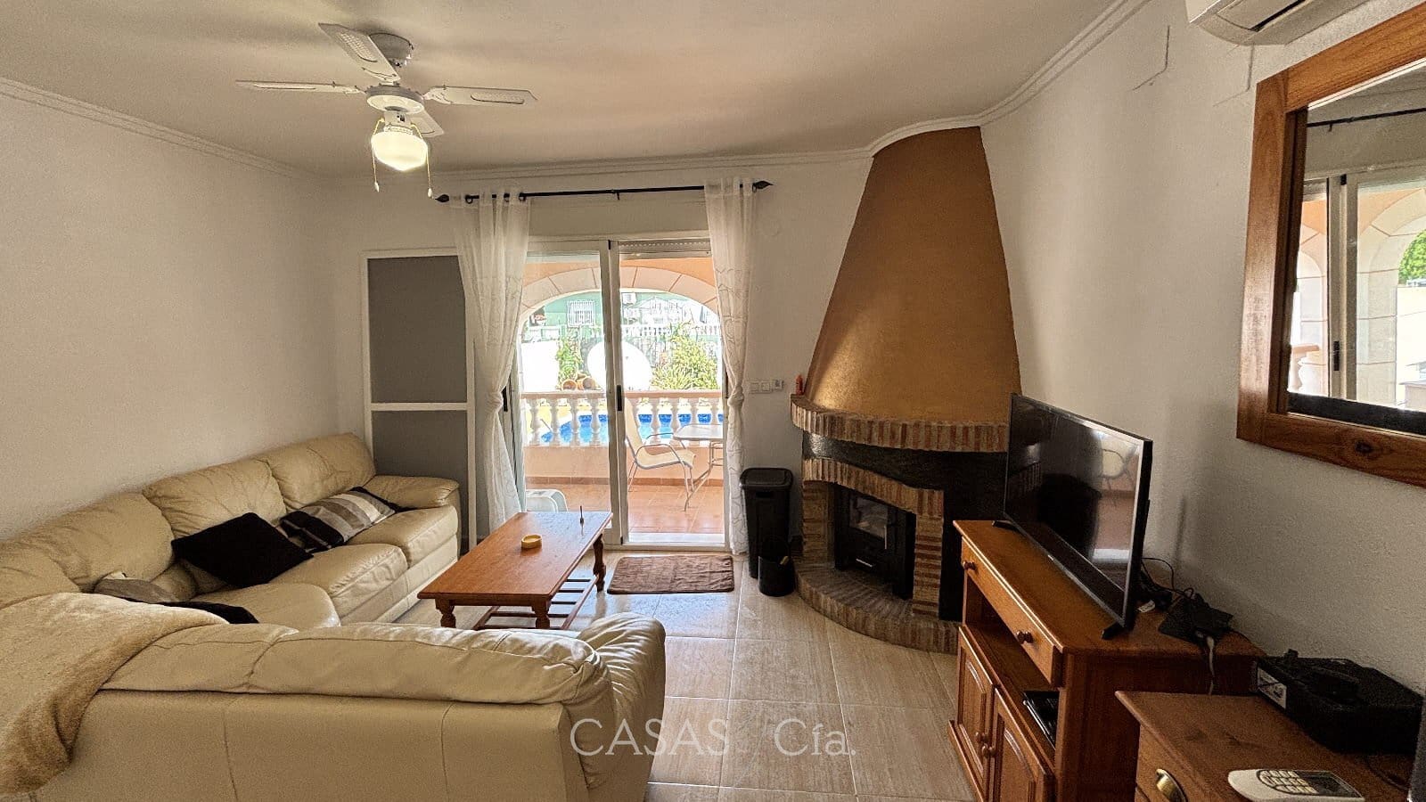 3 soveværelse Villa til salg i La Font d'En Carros med swimmingpool - € 274.000 (Ref: 9030626)