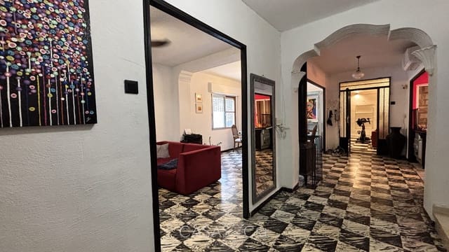 5 quarto Casa em Banda para venda em Oliva - 220 000 € (Ref: 9221350)