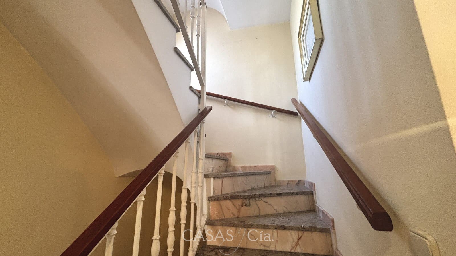 4 chambre Maison de Ville à vendre à Oliva avec garage - 299 950 € (Ref: 9369273)