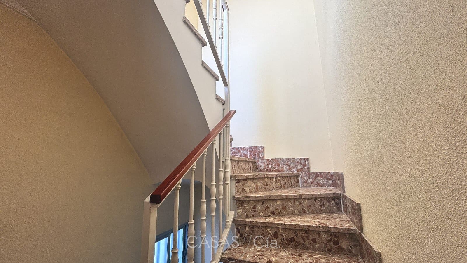 4 chambre Maison de Ville à vendre à Oliva avec garage - 299 950 € (Ref: 9369273)