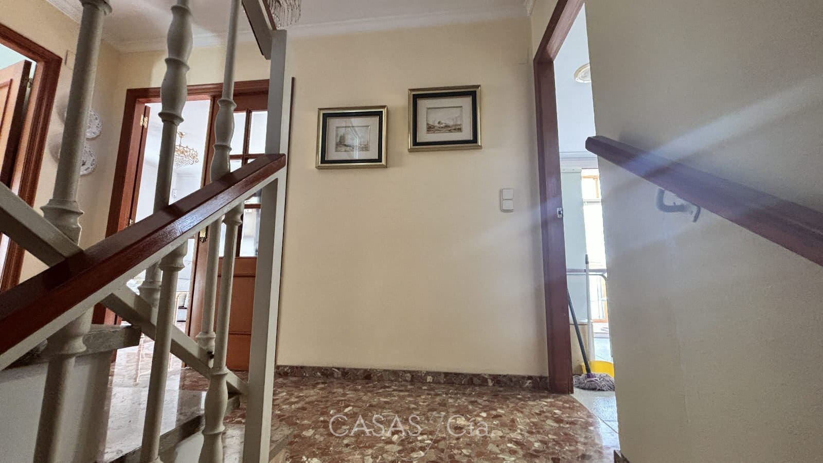 4 chambre Maison de Ville à vendre à Oliva avec garage - 299 950 € (Ref: 9369273)