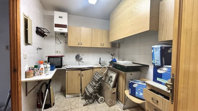 4 chambre Maison de Ville à vendre à Oliva avec garage - 299 950 € (Ref: 9369273)