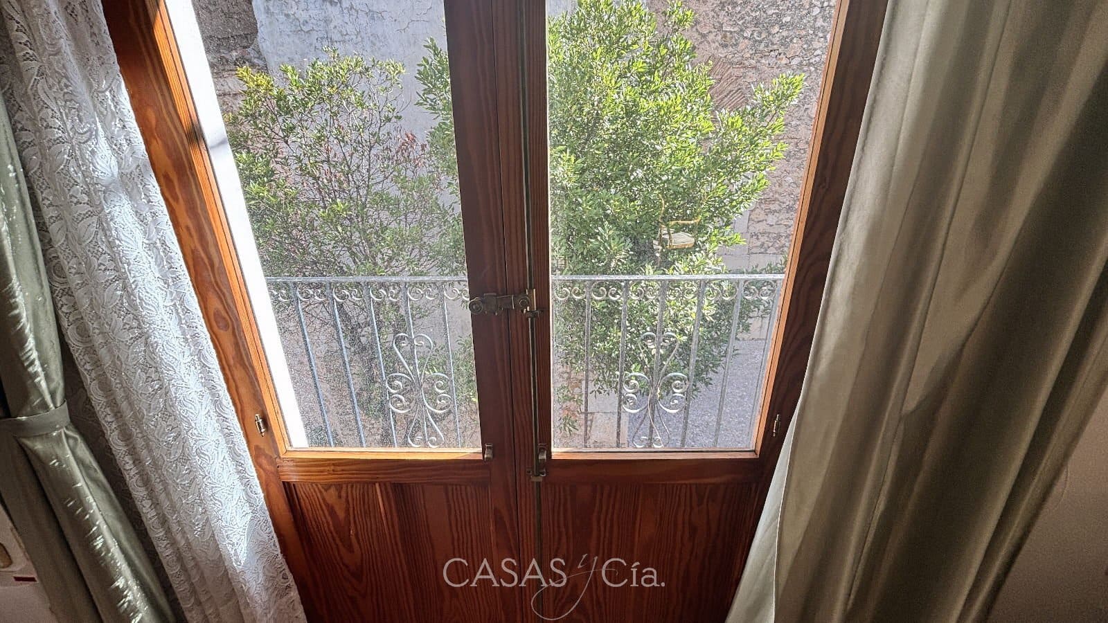 4 chambre Maison de Ville à vendre à Oliva avec garage - 299 950 € (Ref: 9369273)