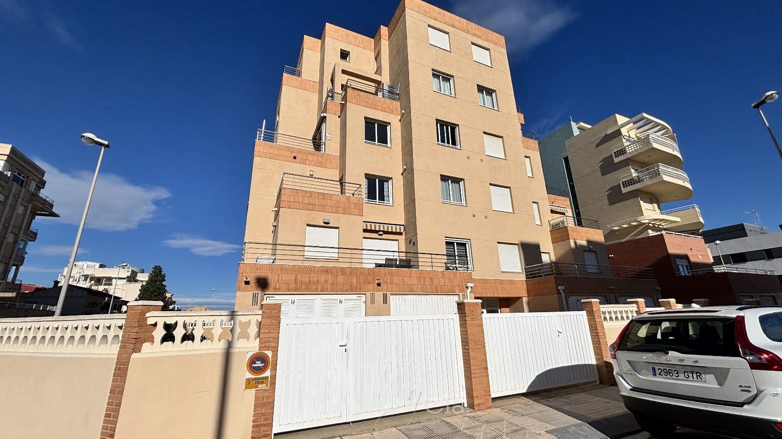 3 sovrum Lägenhet till salu i Oliva - 239 000 € (Ref: 9376380)