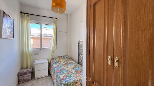 3 sovrum Lägenhet till salu i Oliva - 239 000 € (Ref: 9376380)