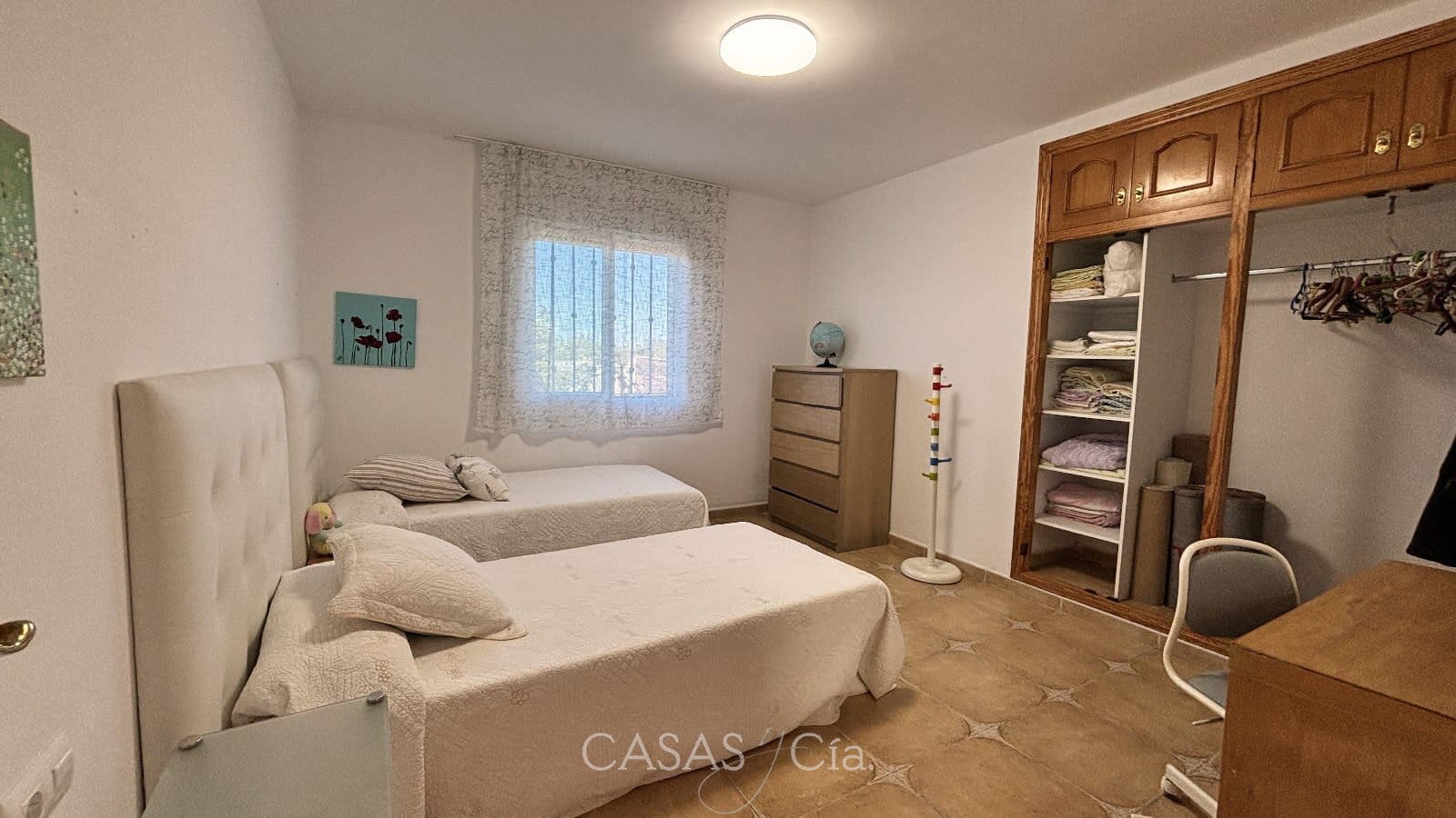 3 bedroom Villa for sale in Oliva with pool - € 310,000 (Ref: 9399944)